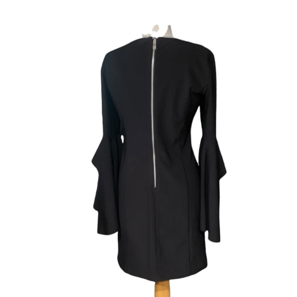 Nicole Miller black dress with dramatic white lined sleeves size 6 - Picture 3 of 7